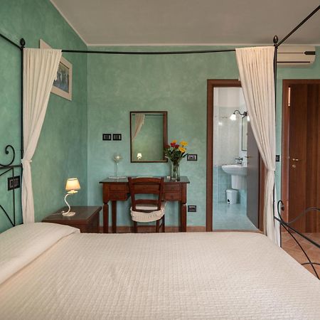 B&B Villa Barbarossa Petrignano Εξωτερικό φωτογραφία