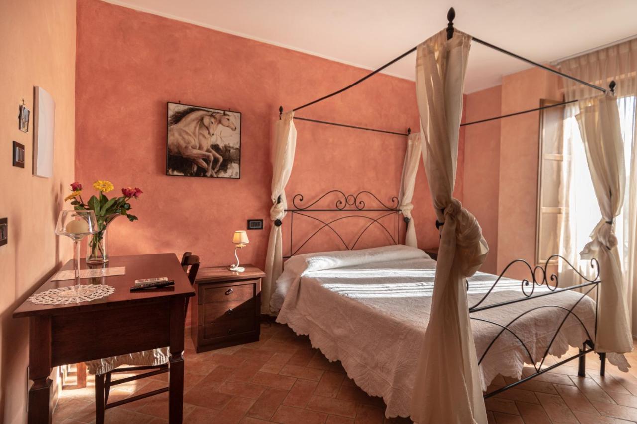 B&B Villa Barbarossa Petrignano Εξωτερικό φωτογραφία