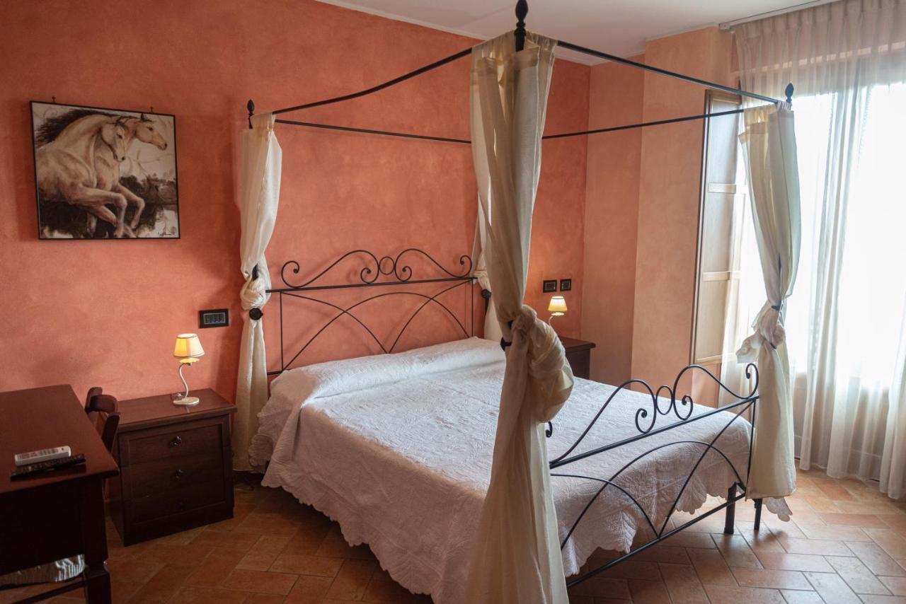 B&B Villa Barbarossa Petrignano Εξωτερικό φωτογραφία