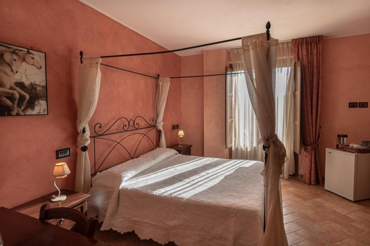B&B Villa Barbarossa Petrignano Εξωτερικό φωτογραφία