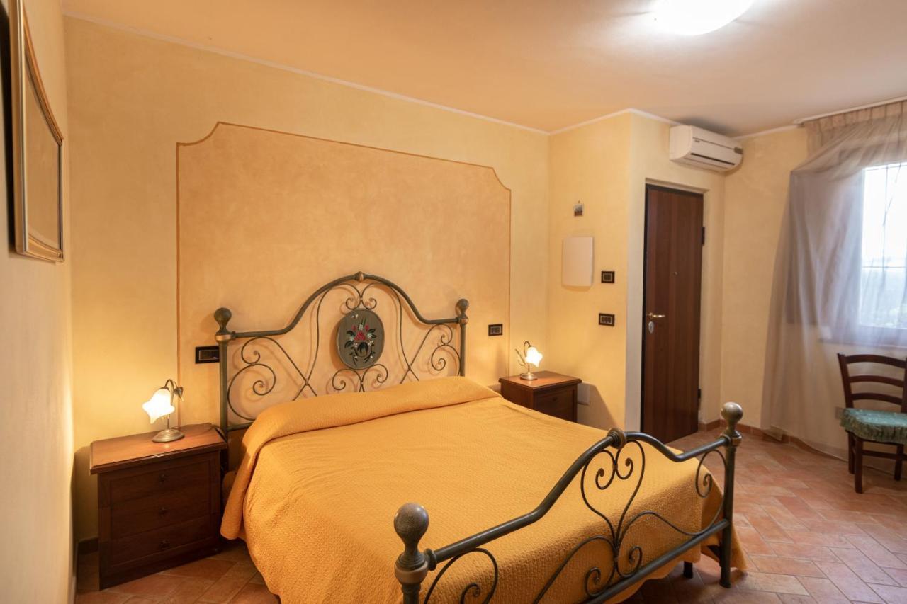 B&B Villa Barbarossa Petrignano Εξωτερικό φωτογραφία