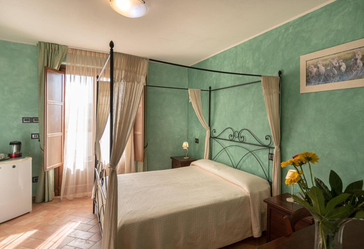 B&B Villa Barbarossa Petrignano Εξωτερικό φωτογραφία