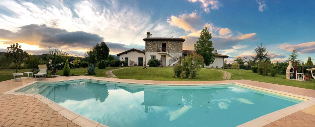 B&B Villa Barbarossa Petrignano Εξωτερικό φωτογραφία